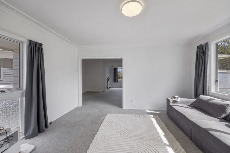 Photo of property in 13 Albert Street, Hawera, 4610