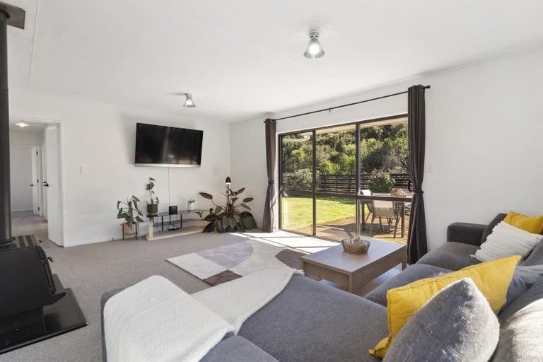 Photo of property in 15 Spackman Crescent, Paraparaumu, 5032