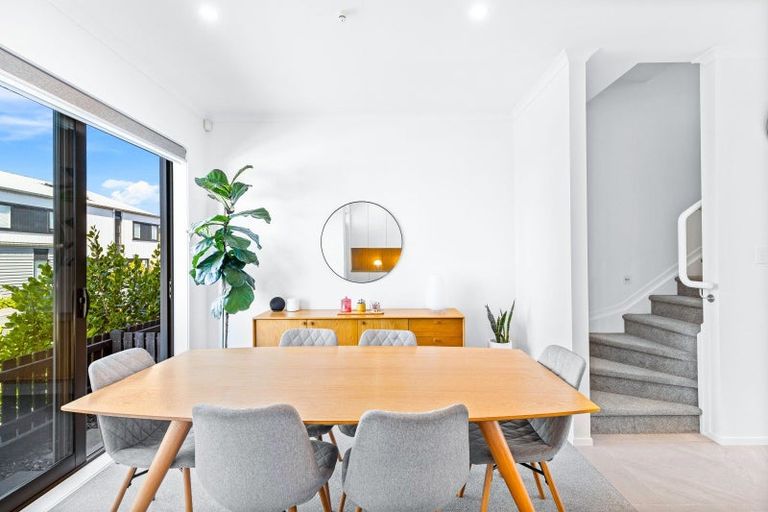 Photo of property in 25 David Carnegie Road, Hobsonville, Auckland, 0616