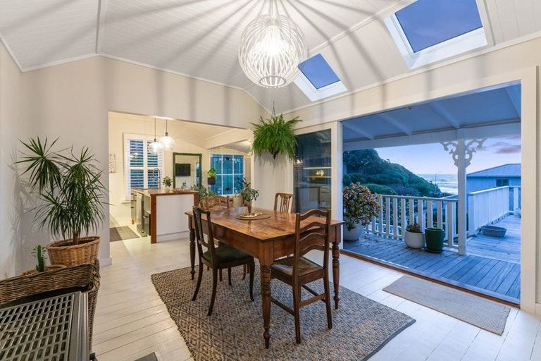 Photo of property in 3 Sand Track, Paekakariki, 5034