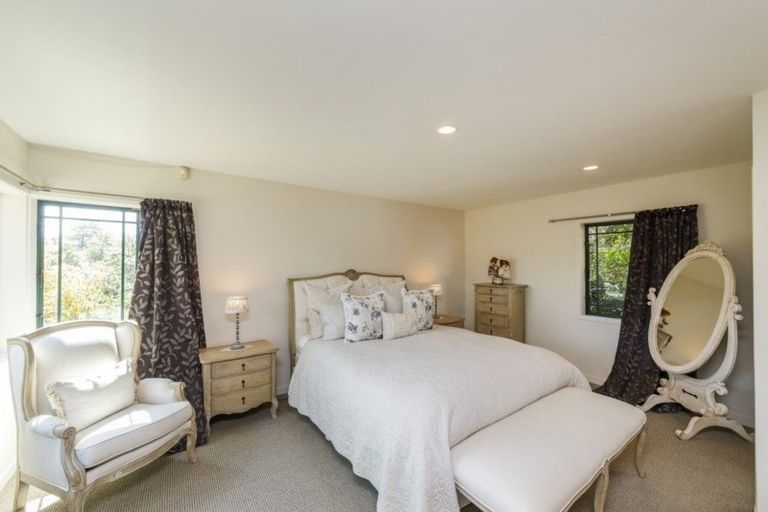 Photo of property in 7 The Oaks, Awapuni, Palmerston North, 4412