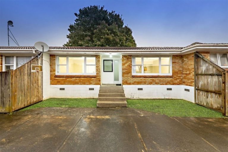 Photo of property in 3/82 Huia Road, Papatoetoe, Auckland, 2025