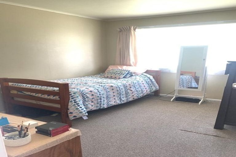 Photo of property in 5 Paul Place, Pakuranga, Auckland, 2010