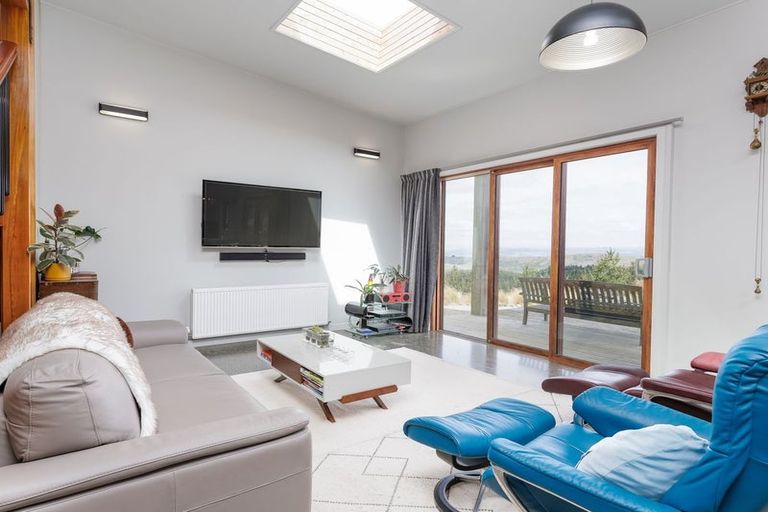 Photo of property in 246 Centrewood Park Road, Waimate, 7977