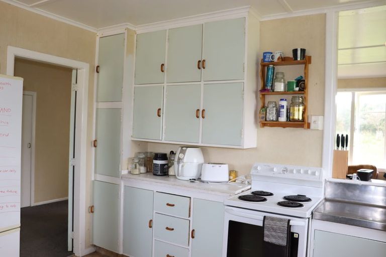 Photo of property in 277 Gordon Road, Toko, Stratford, 4392