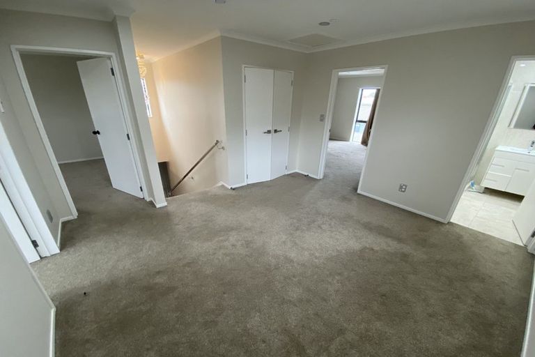 Photo of property in 1 Deepak Lane, Papatoetoe, Auckland, 2025