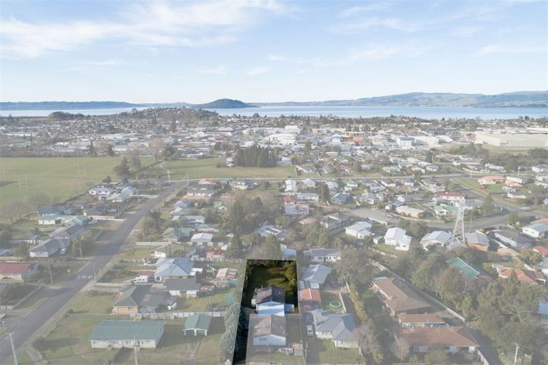 Photo of property in 2b Bell Road, Western Heights, Rotorua, 3015
