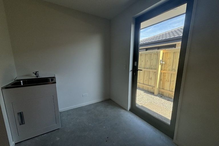 Photo of property in 68 Crossley Avenue, Woodend, 7610