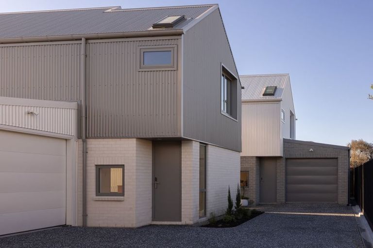 Photo of property in 2/15 Wembley Street, Sydenham, Christchurch, 8023