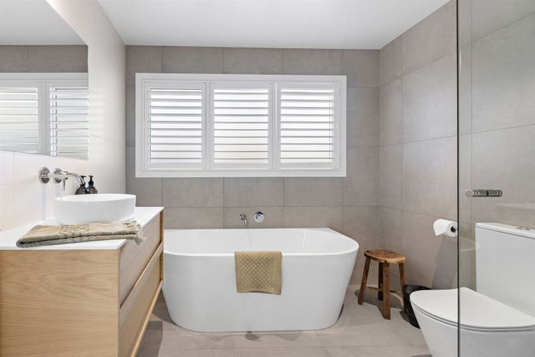 Photo of property in 24 Kenwyn Avenue, St Albans, Christchurch, 8052