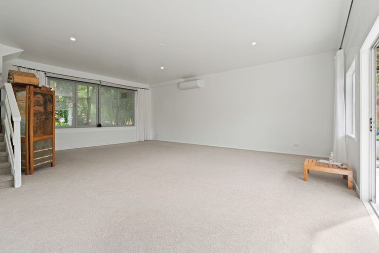 Photo of property in 21 Moir Point Road, Mangawhai Heads, Mangawhai, 0505