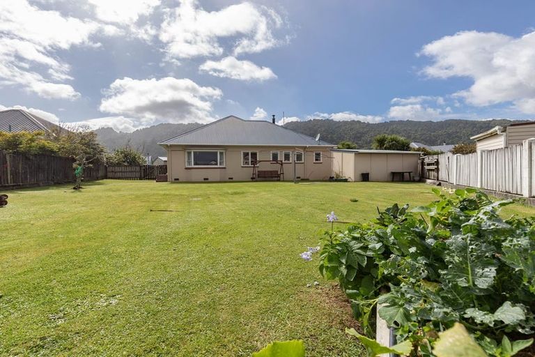 Photo of property in 60 Firth Street, Cobden, Greymouth, 7802