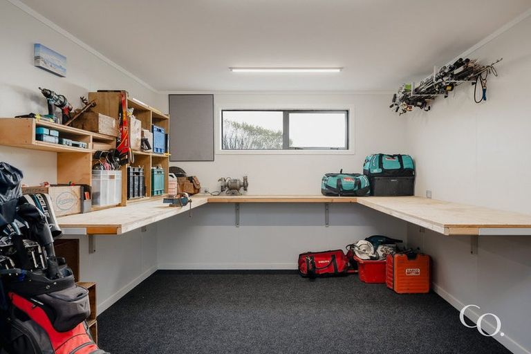 Photo of property in 42 Te Auhi Way, Welcome Bay, Tauranga, 3112