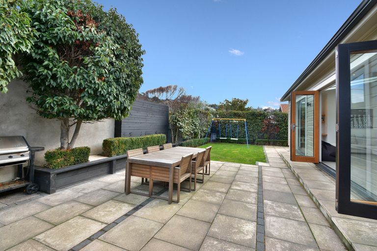 Photo of property in 232 Forbury Road, Saint Clair, Dunedin, 9012