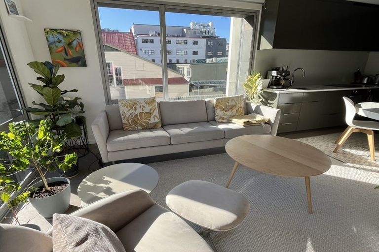 Photo of property in Sanctum Apartments, 15/10a Ebor Street, Te Aro, Wellington, 6011