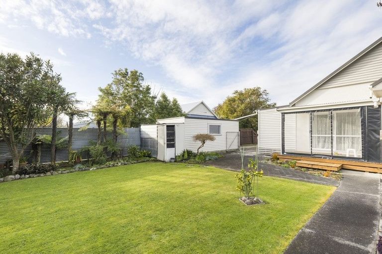 Photo of property in 11 Joseph Street, West End, Palmerston North, 4412