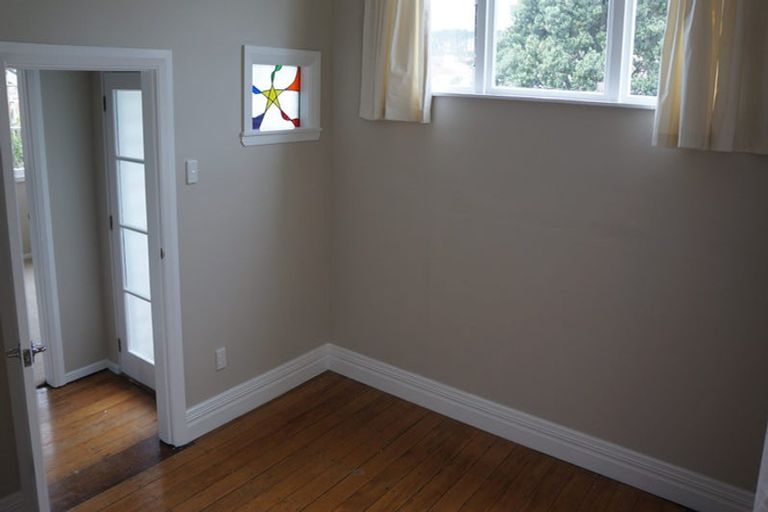 Photo of property in 242 Rintoul Street, Berhampore, Wellington, 6023