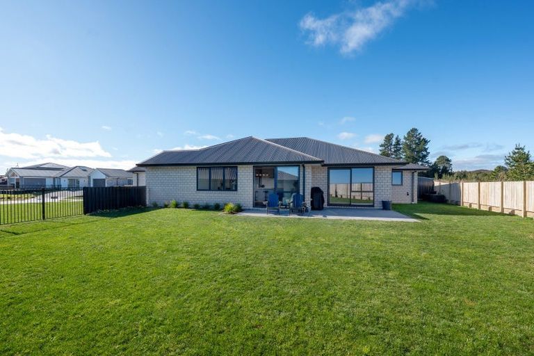 Photo of property in 10 Tarata Place, Wharewaka, Taupo, 3330