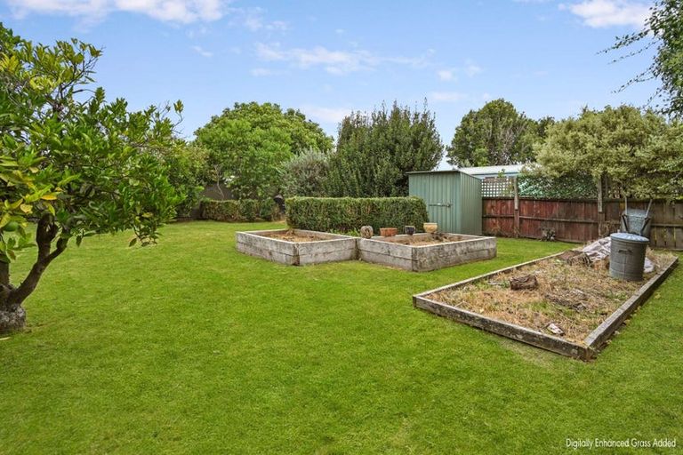 Photo of property in 98 Latham Street, Marewa, Napier, 4110