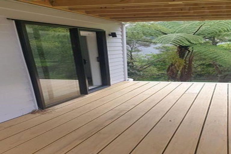 Photo of property in 65 York Street, Picton, 7220