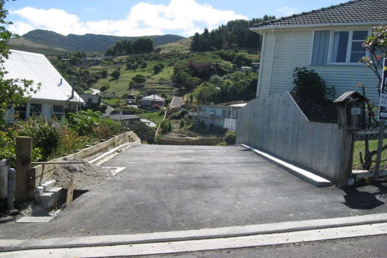 Photo of property in 23 Cornwall Road, Lyttelton, 8082