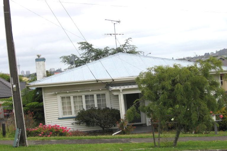 Photo of property in 3 Eden View Road, Sandringham, Auckland, 1025