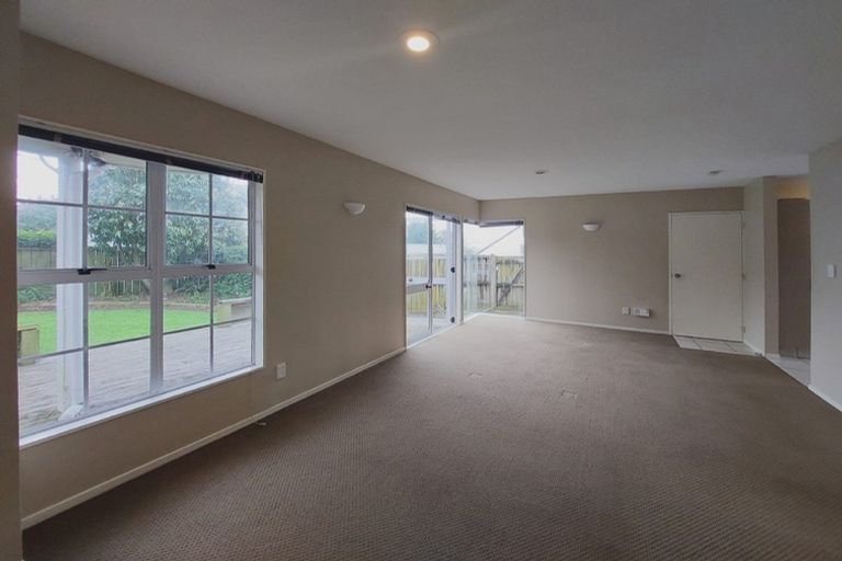 Photo of property in 2/163 Whitford Road, Somerville, Auckland, 2014