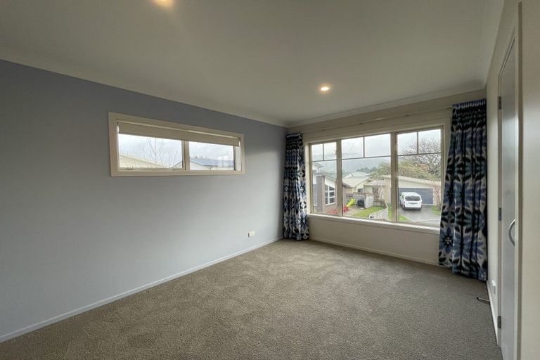Photo of property in 3 Yeats Grove, Trentham, Upper Hutt, 5018