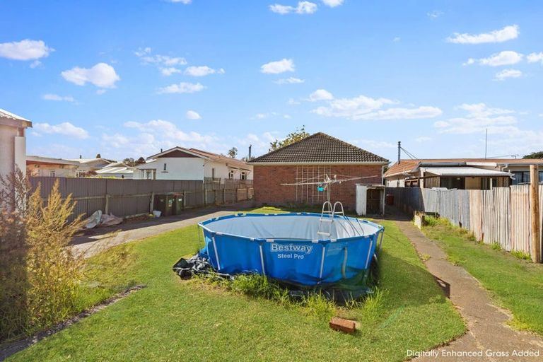 Photo of property in 49 Caius Avenue, Gonville, Whanganui, 4501