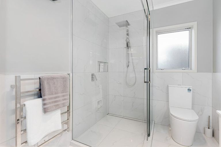 Photo of property in 35 Masefield Terrace, Kelvin Grove, Palmerston North, 4414