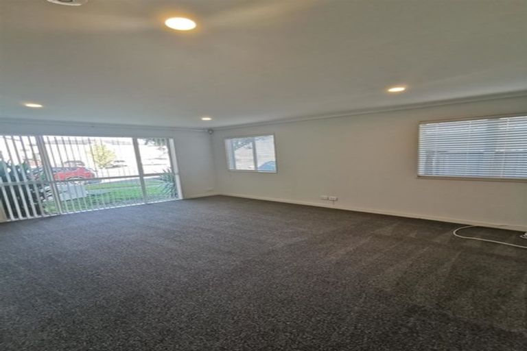 Photo of property in 100 Stancombe Road, Flat Bush, Auckland, 2016