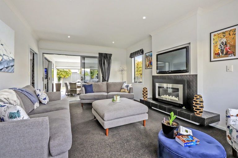 Photo of property in 9 Ohau Place, Poraiti, Napier, 4112