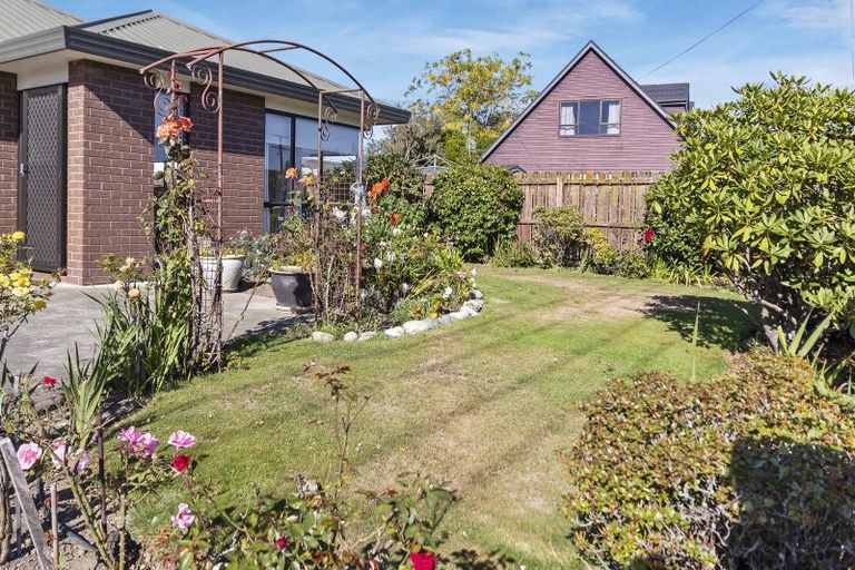 Photo of property in 29 Saint Leonards Road, Temuka, 7920