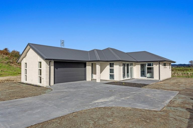 Photo of property in 10 Karanema Place, Coastlands, Whakatane, 3120