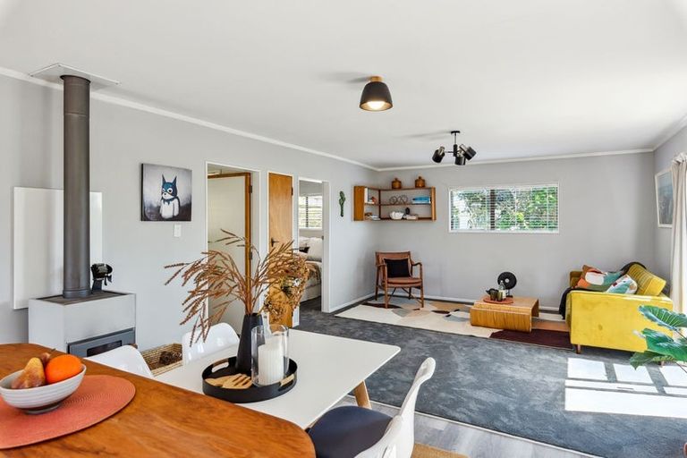 Photo of property in 38 Hicks Crescent, Waikanae Beach, Waikanae, 5036