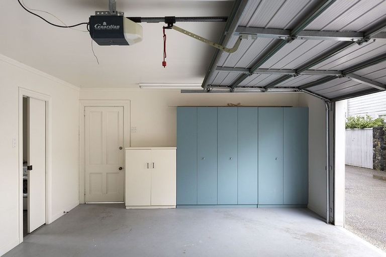 Photo of property in 32 Bellevue Road, Mount Eden, Auckland, 1024