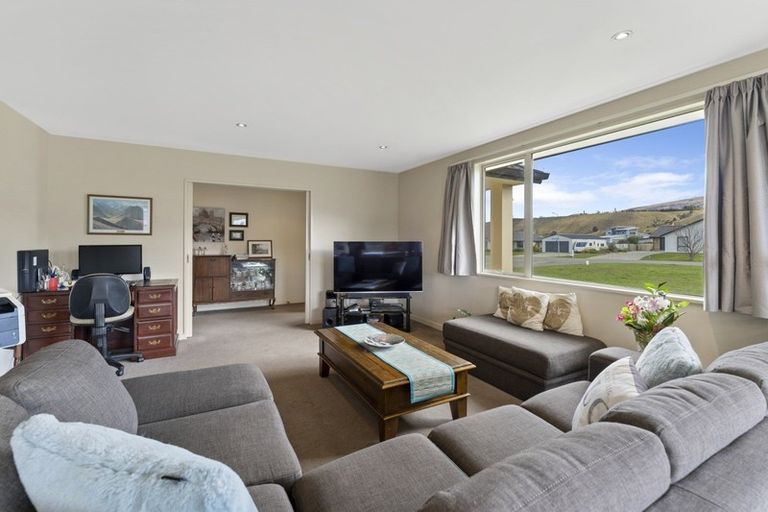 Photo of property in 3 De Bettencor Place, Mount Pisa, Cromwell, 9383