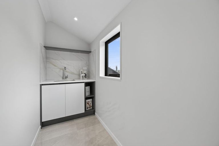 Photo of property in 2 Ballyalton Crescent, Flat Bush, 2019