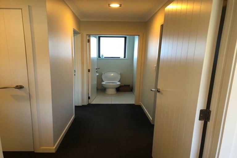 Photo of property in 10 Butterworth Crescent, Papamoa Beach, Papamoa, 3118