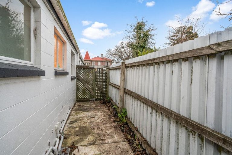 Photo of property in 2/80 Vogel Street, Richmond, Christchurch, 8013