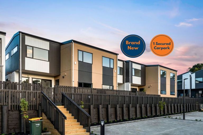 Photo of property in 16/27 Glenorchy Street, Glen Eden, Auckland, 0602