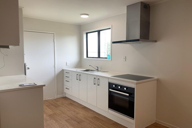 Photo of property in 1/10 Taitimu Drive, Weymouth, Auckland, 2103