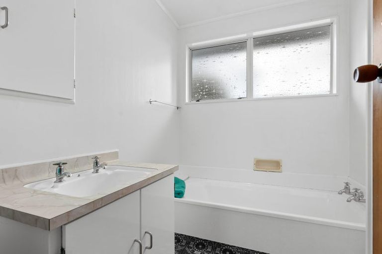 Photo of property in 12 Leeds Place, Solway, Masterton, 5810