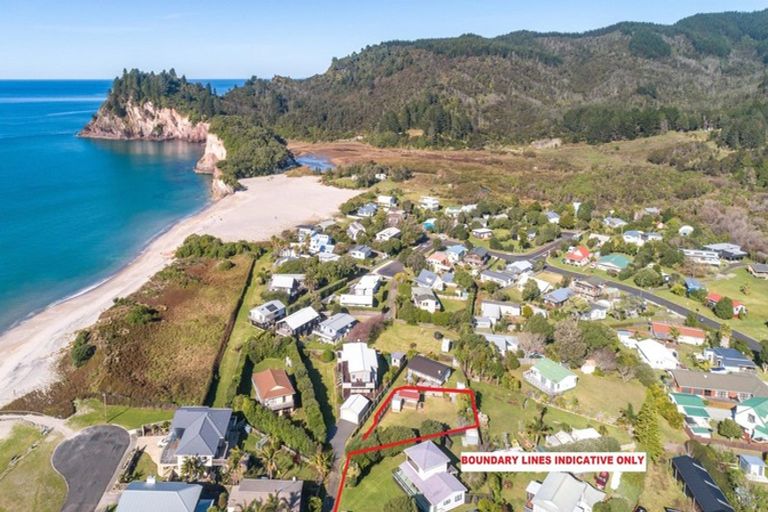 Photo of property in 14 Moray Place, Whiritoa, Whangamata, 3691