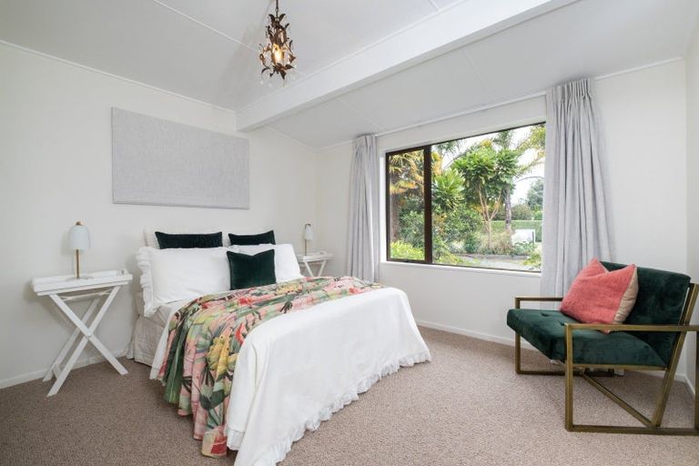 Photo of property in 14 Kuku Street, Te Awanga, 4102
