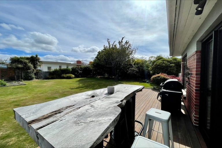 Photo of property in 98a Avenue Road, West End, Timaru, 7910