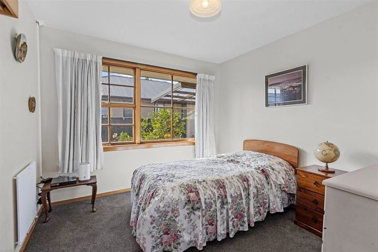 Photo of property in 77 Halberg Street, Dallington, Christchurch, 8061