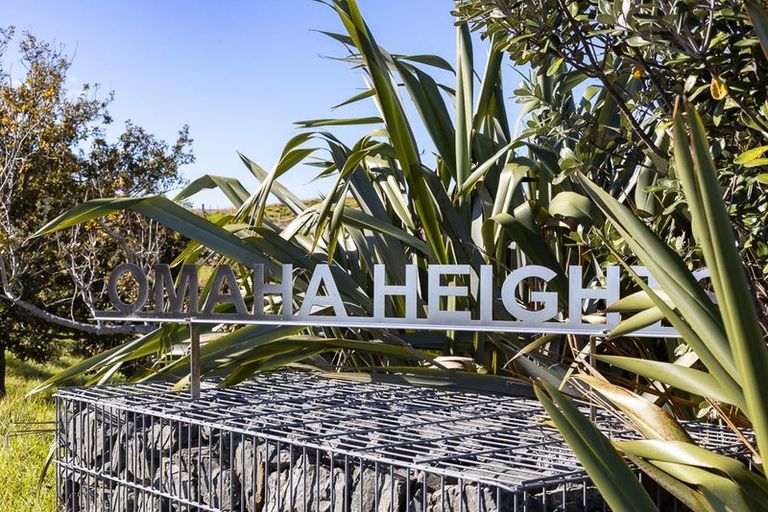 Photo of property in 273 Takatu Road, Tawharanui Peninsula, Warkworth, 0986