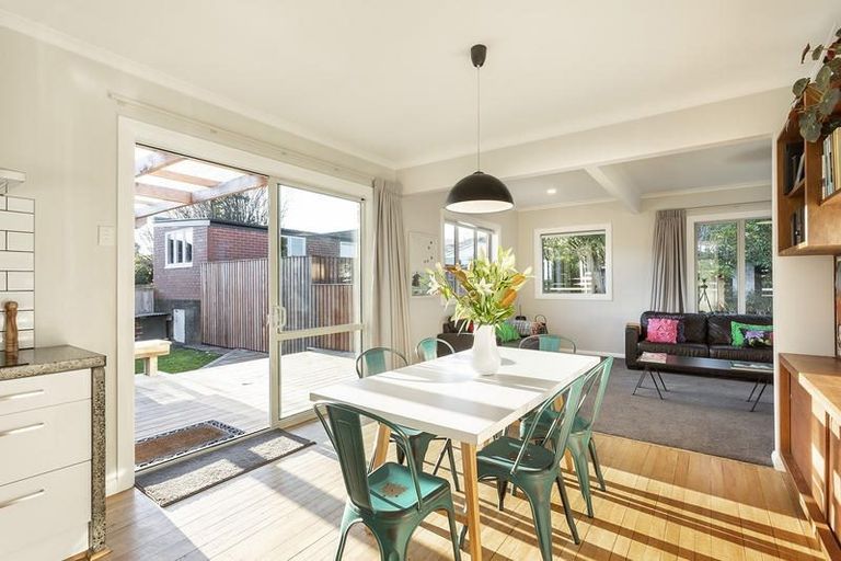 Photo of property in 107 Highcliff Road, Andersons Bay, Dunedin, 9013