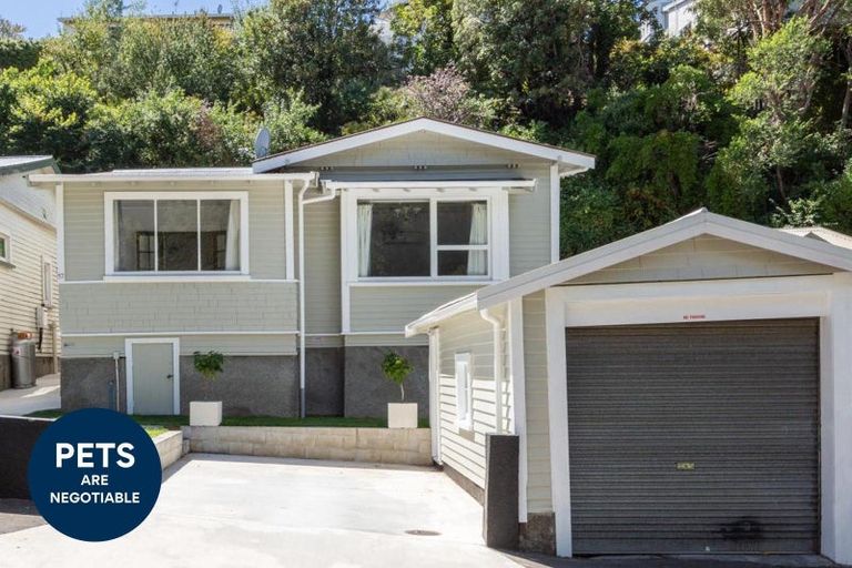 Photo of property in 57 Milton Road, Bluff Hill, Napier, 4110
